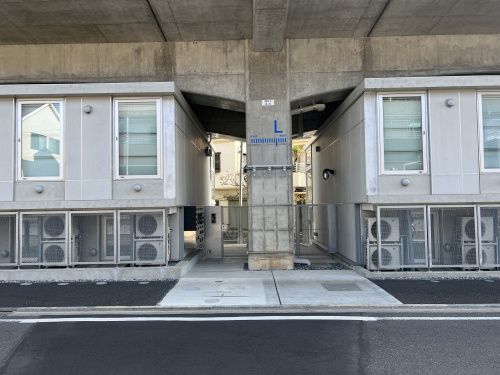 高架下の物件