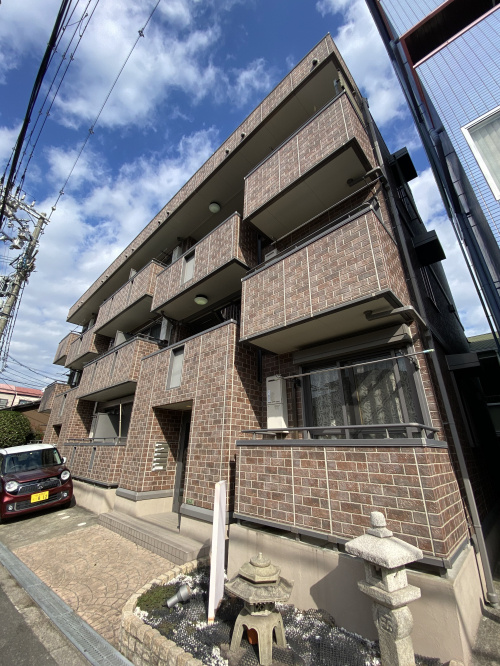 Red House　West　最上階角部屋　大和リビング物件...の画像