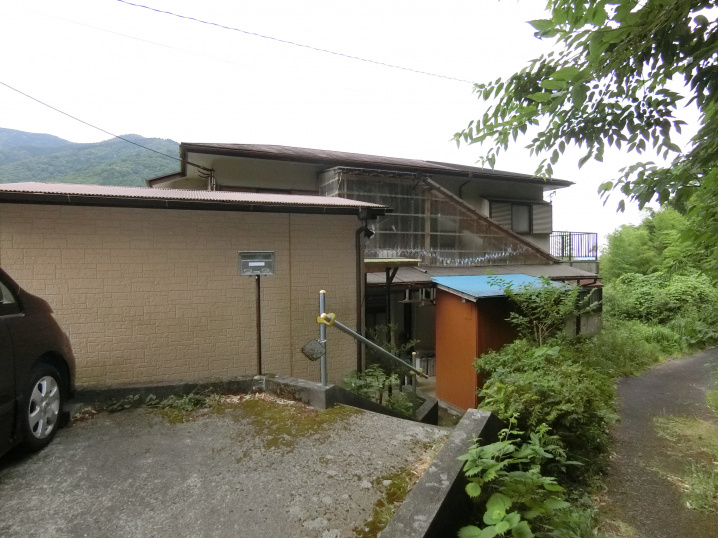 【新着募集】熱海市泉の1階部分！賃料6万円の2DK+倉庫のお...の画像