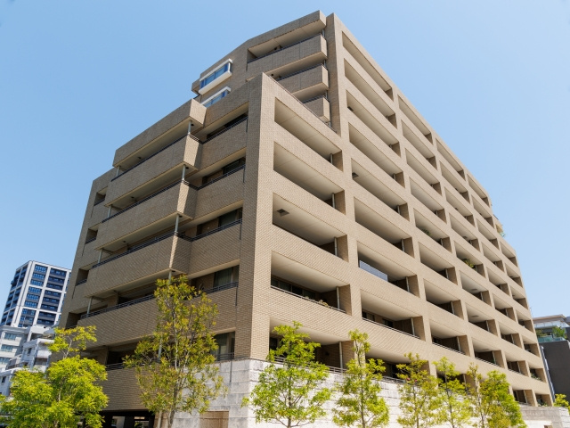 思い切ってマンション一棟に投資！そのメリットやリスクおよび注...の画像