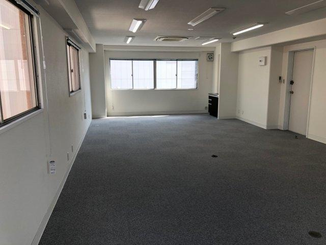 神戸駅チカ店舗の画像