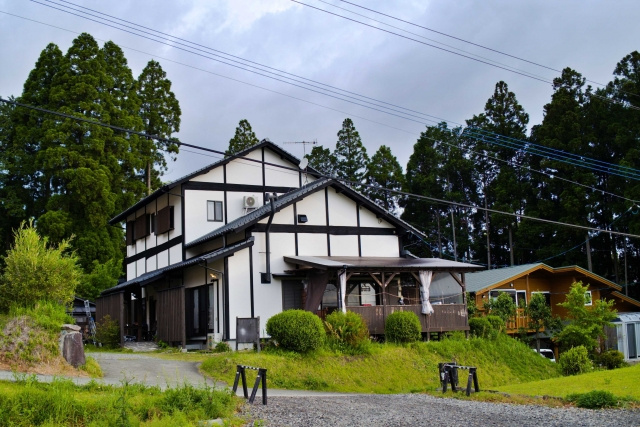 別荘と居住用住宅の違いとは？別荘が売却しにくい理由や需要も解...の画像