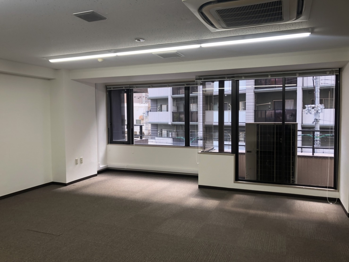 改装済店舗事務所の画像
