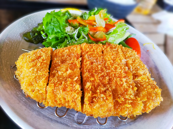 【まちペイが使えるお店】マテラの森で自然を感じながら野外で食...の画像