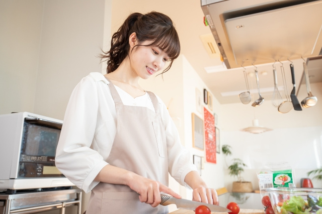 女性の一人暮らしにかかる初期費用や生活費を解説！貯金するコツ...の画像