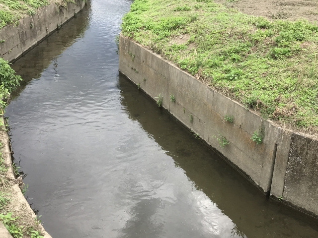 水路に面している土地の売却方法とは？デメリットと注意点もご紹...の画像
