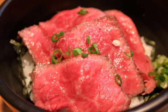 兵庫県明石市にあるイタリアン「お肉と神戸野菜とワインとチーズ...の画像