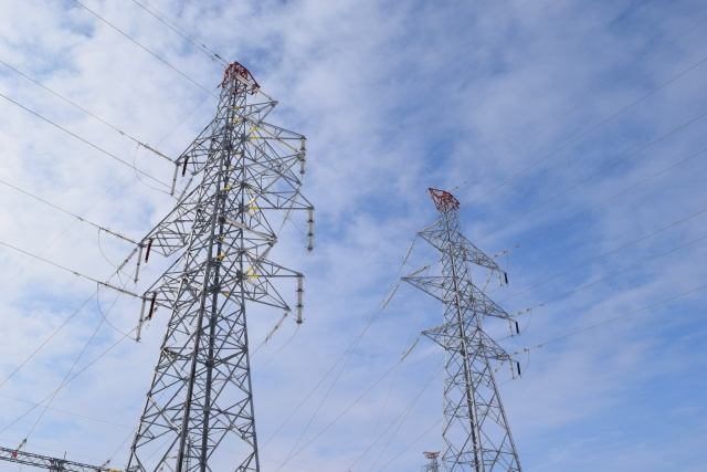不動産売却の際に送電線による価格への影響とは？評価を調べる方...の画像