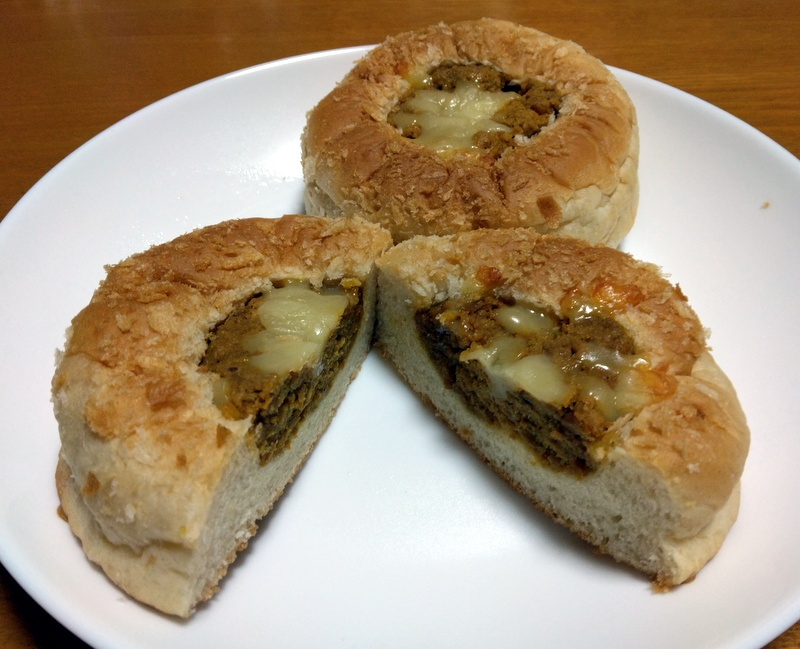 「鈴木水産｜スパイス香る焼きキーマカレーパン」　【ホームメイ...の画像