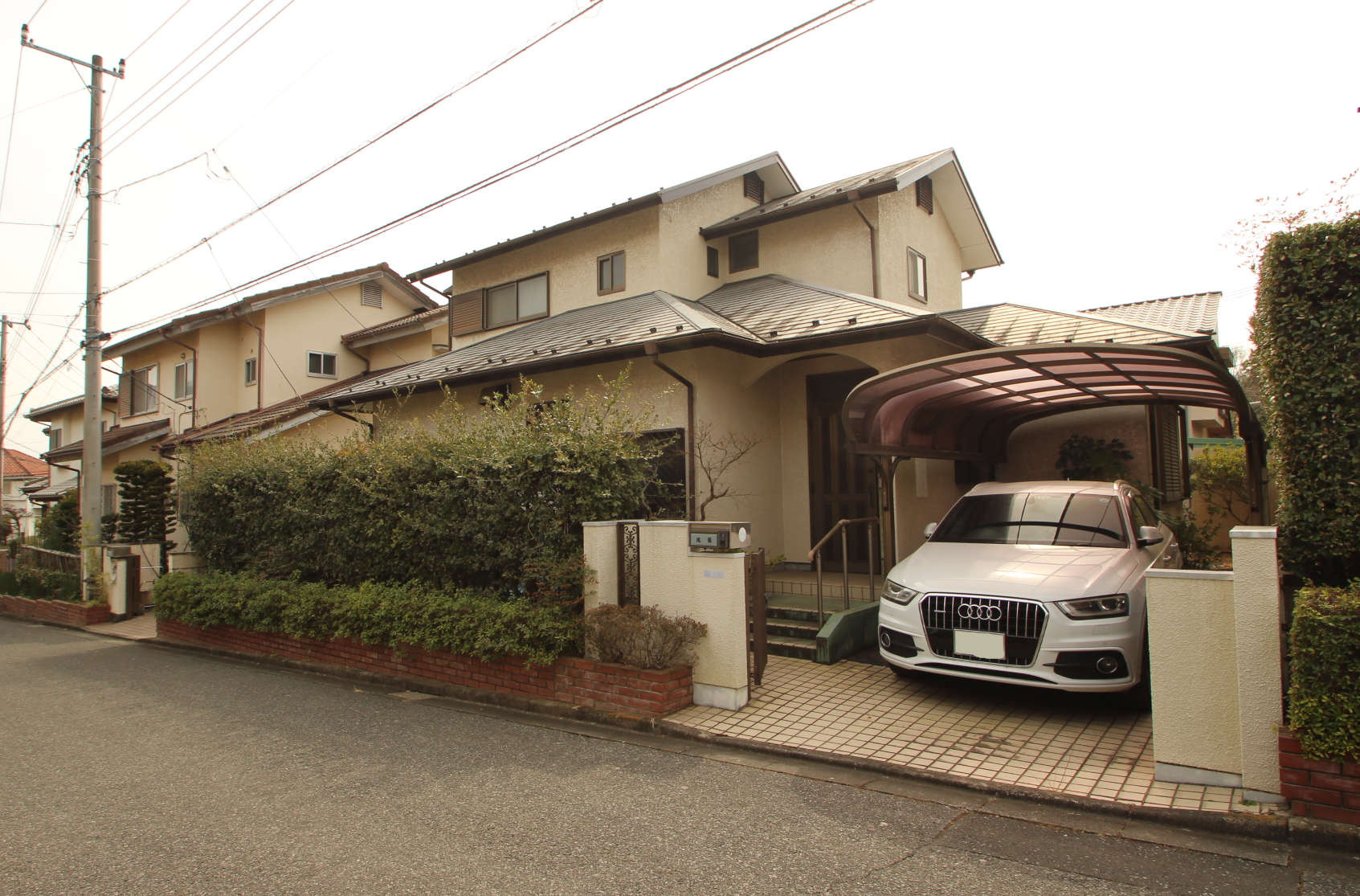 鳩山町鳩ケ丘（鳩山ニュータウン内）中古住宅 ８８０万円の画像