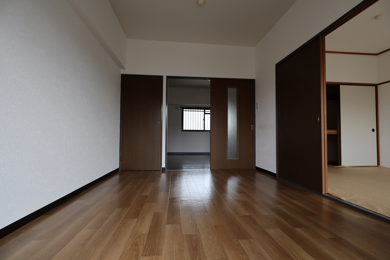 マンションの２階の部屋なのに、１階のようなメリットがある畑寺...の画像