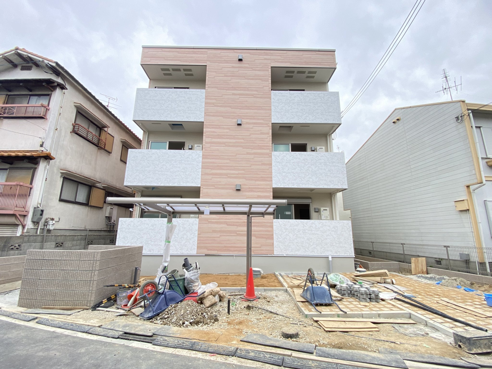 鳳中町の新築1K登場！の画像