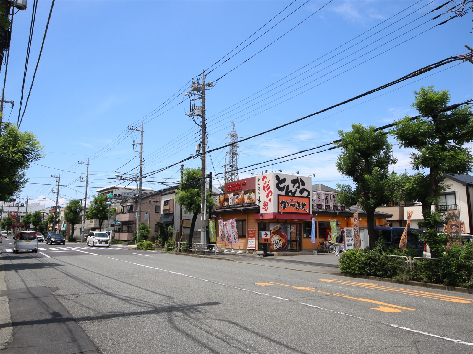 北大通り「平岡町」交差点