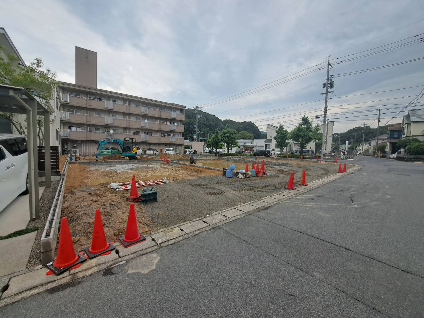 落合2丁目分譲戸建の工事が始まりました！の画像