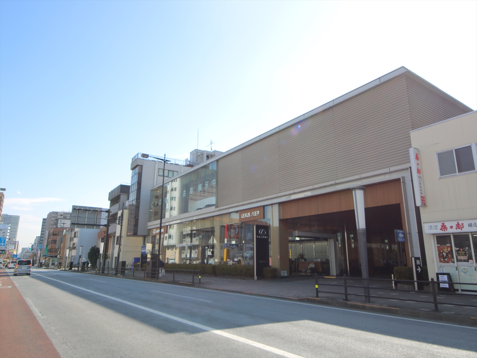 甲州街道　レクサス