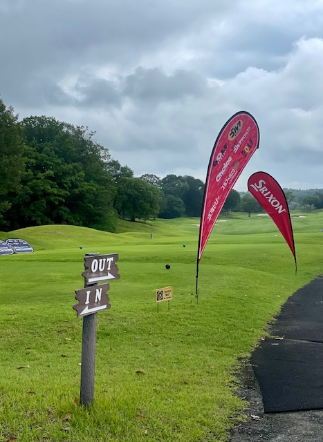趣味のゴルフで挑戦！→見事撃沈の画像