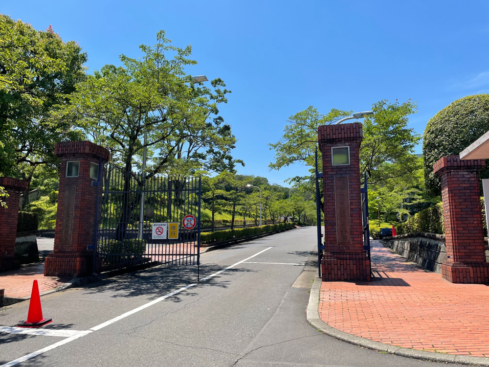 「八王子市戸吹町――2024年に「明大八王子」に校名変更」の画像