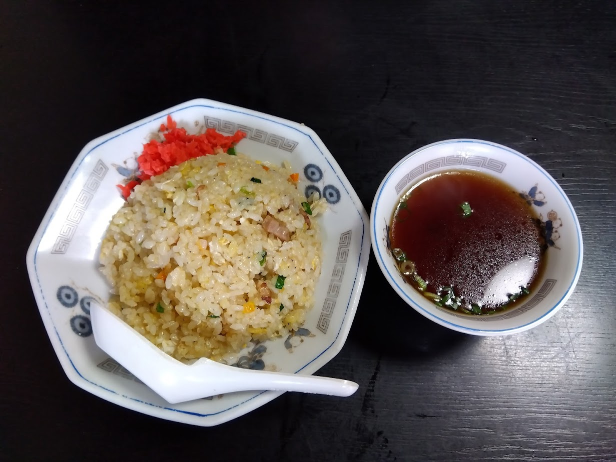 町中華グルメの魅力を探る：美味しい冒険の記録の画像