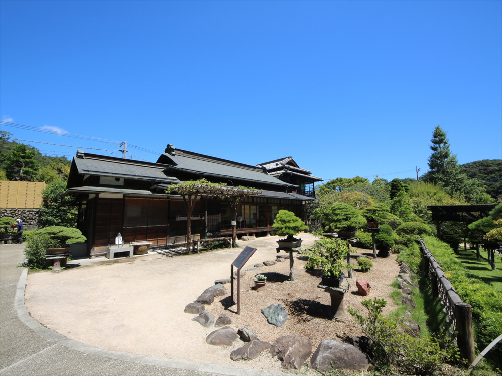 「西浅川町――甲州街道と旧甲州街道の交差点「小名路」」の画像