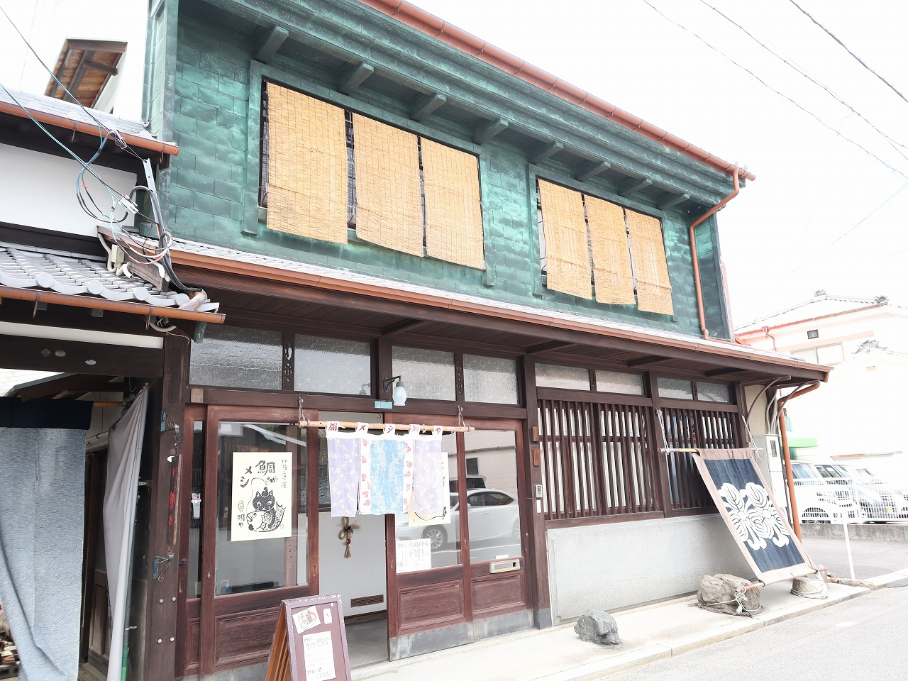 高浜のマンションにエアコンと宅配BOXが設置されたので確認し...の画像