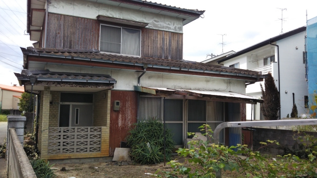 不法侵入されやすい空き家の特徴は？不法侵入を防ぐための対策を...の画像