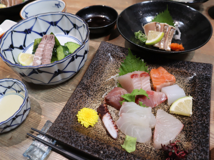 松山市二番町にある「瀬戸内料理仁平」にて業界仲間との飲み会を...の画像