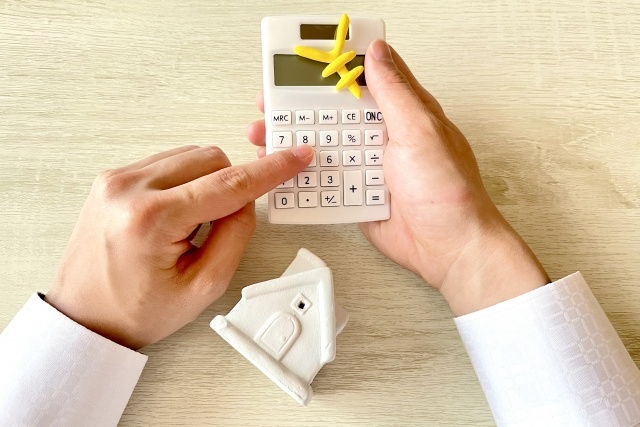 手取り13万円の一人暮らしの家賃は？物件の探し方と生活費の内...の画像