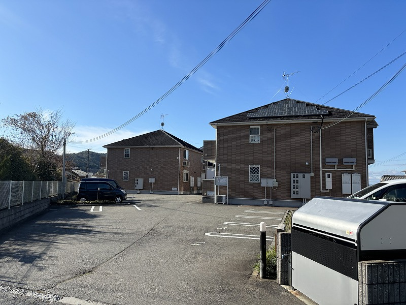 兵庫県丹波篠山市日置203号室の画像