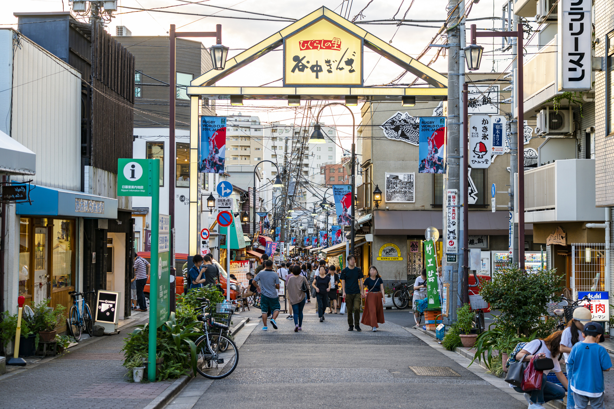 日暮里駅近く「谷中銀座商店街」は下町レトロが堪能できる！魅力...の画像