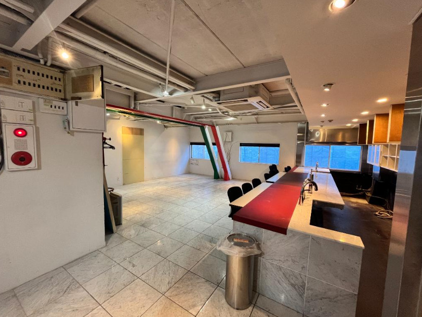 【大阪市中央区】～淀屋橋駅から徒歩４分！ 御霊神社参道沿いに...の画像