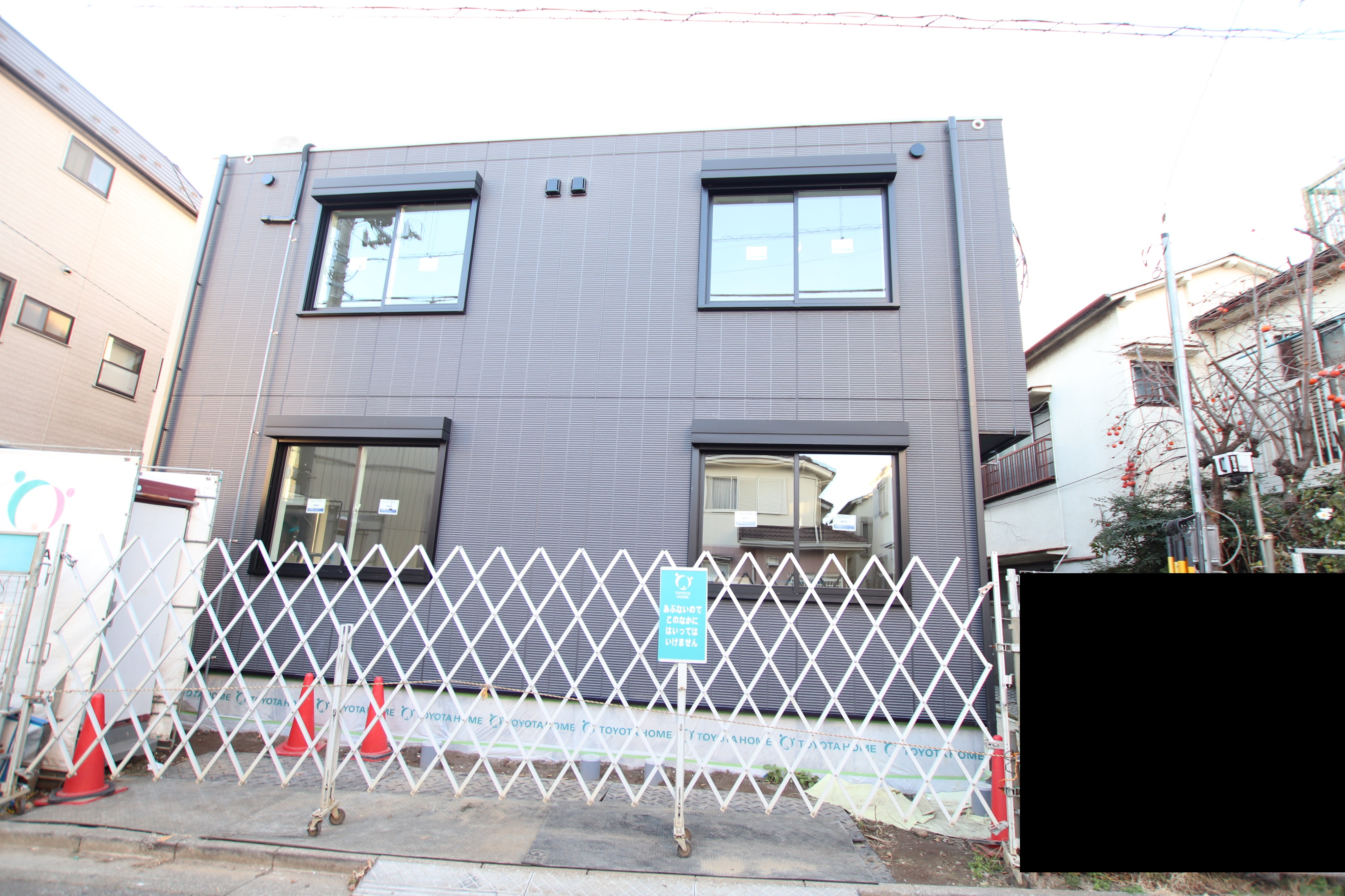 新​築​の​綺​麗​な​お​部​屋​で​生​活​し​ま​せ​...の画像