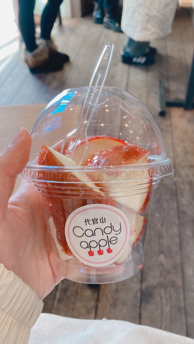 流行りの美味しいりんご飴[candy apple]の画像