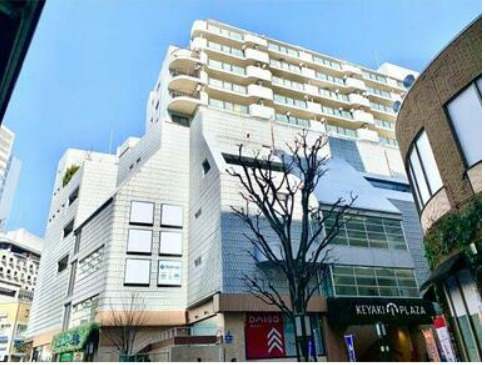 広々としたお部屋で快適な生活：駅近マンションの魅力の画像