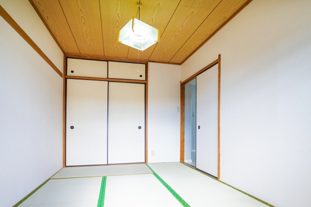 管理している賃貸物件のふすま交換は誰がおこなう？費用や方法を...の画像