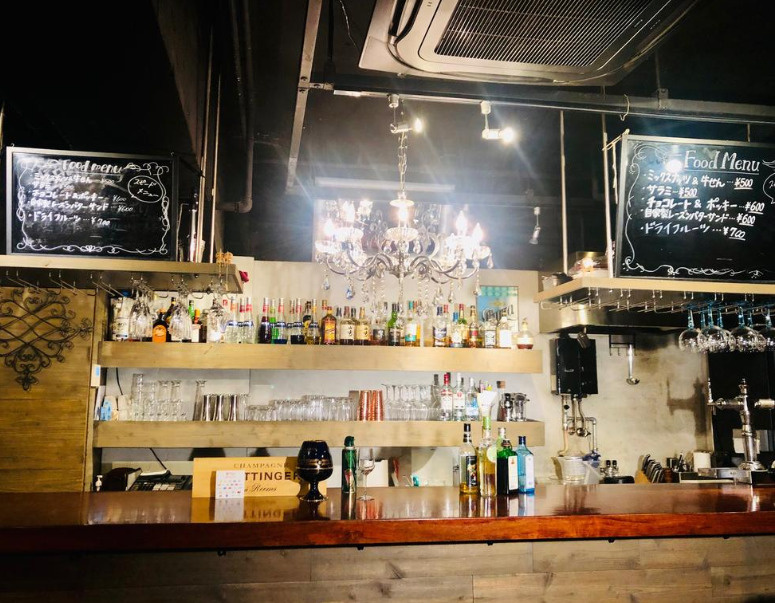 【北区芝田】《梅田隠れ家カフェ＆BAR！》 1分で夢の拠点に...の画像