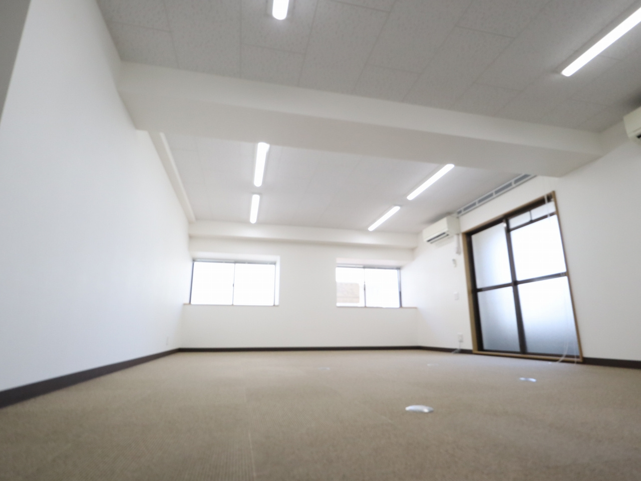 【賃貸募集事務所】伊予鉄郡中線から徒歩３分。斜め向かいには松...の画像