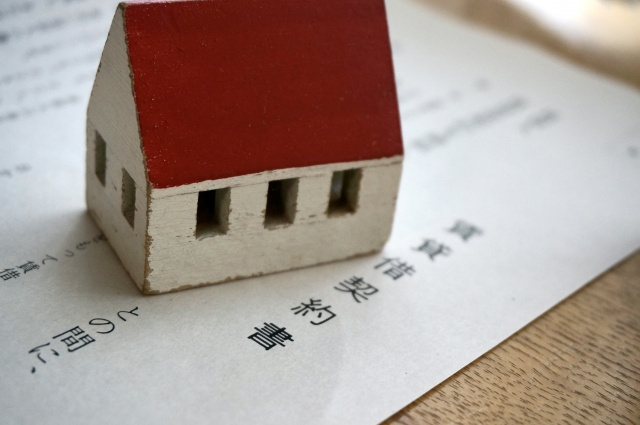 賃貸物件を借りる際の定期借家契約とは？中途解約はできるのかを...の画像