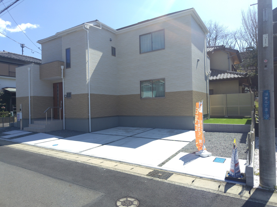 三島市のおすすめ不動産情報。三島市徳倉にある庭付きの新築戸建...の画像