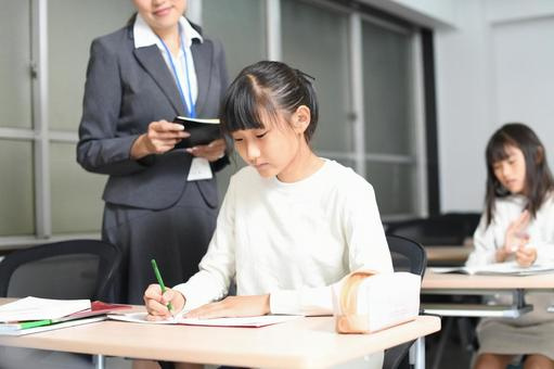 延岡市にある延岡市立緑ケ丘小学校とは？概要や特徴をご紹介の画像