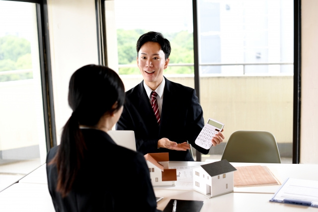 不動産を売るときの確認事項3選！名義・状態・周辺環境をご紹介の画像