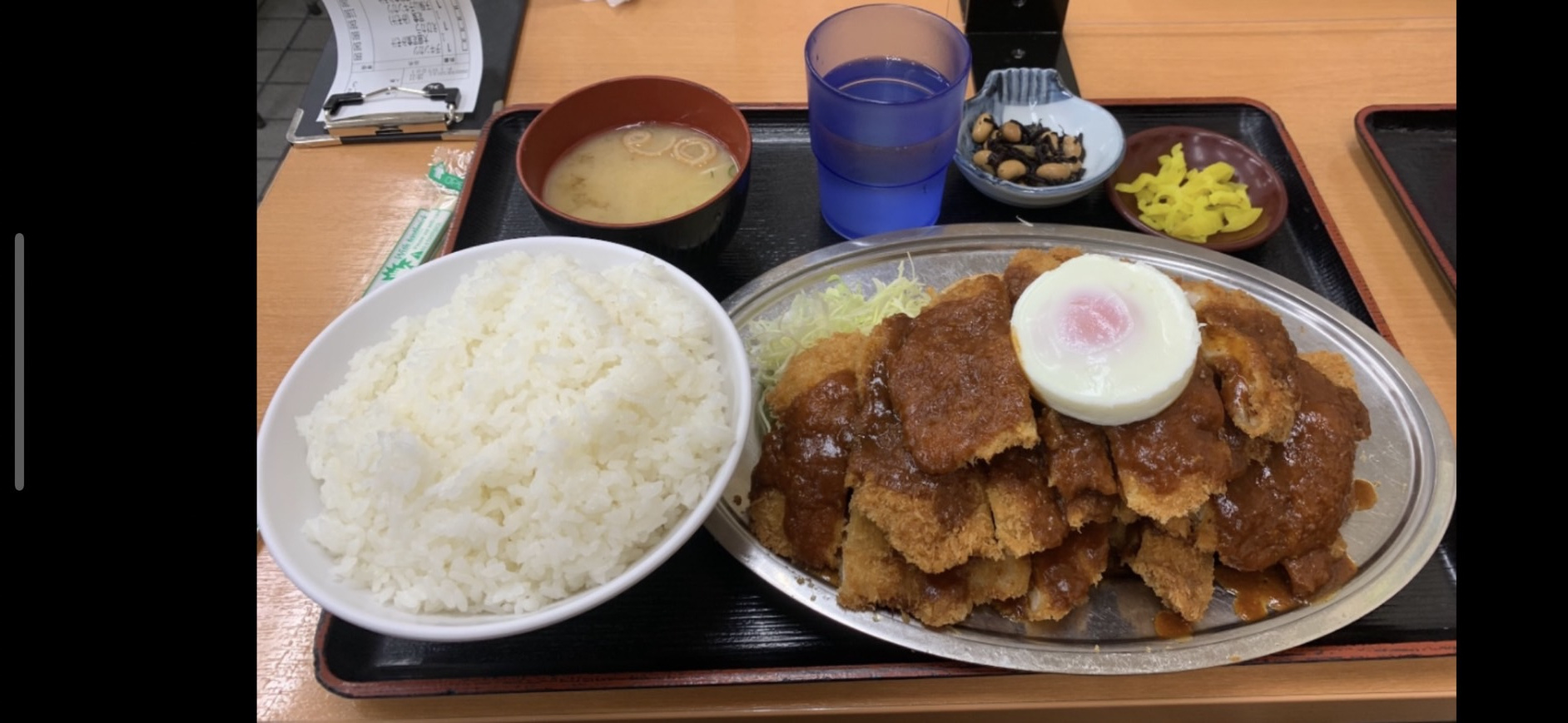 行きつけの食堂の画像
