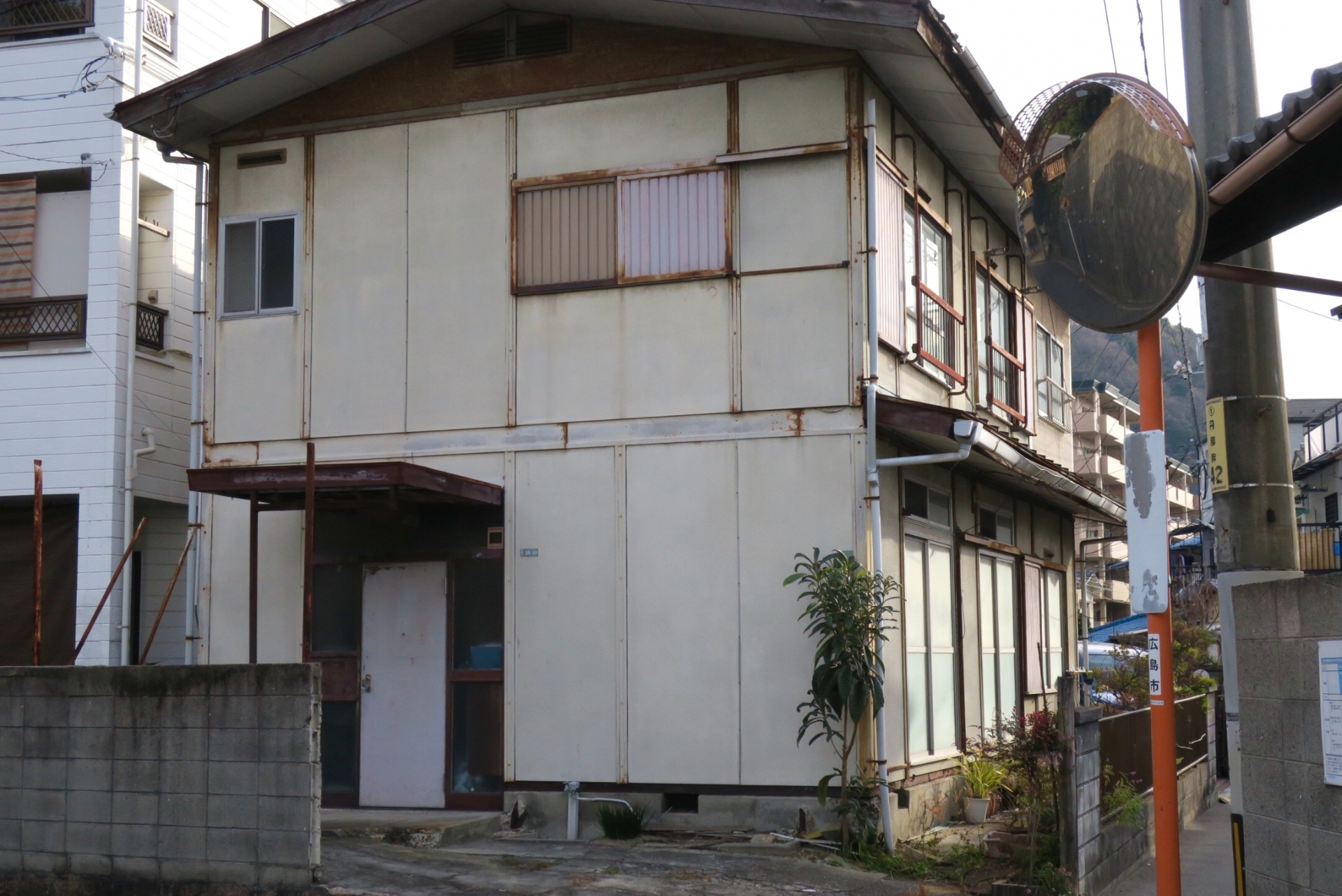 空き家の行政代執行とは？知っておきたい防止策の画像