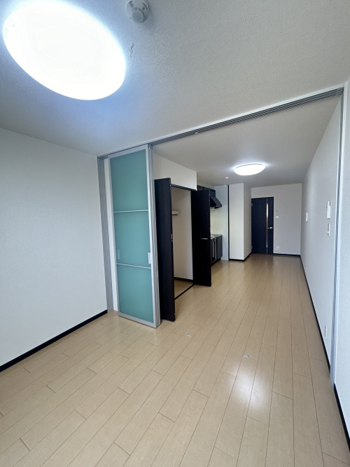 鳳中町の１DKの画像