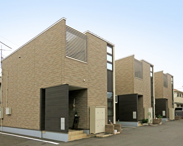 建売住宅の駐車場が狭いときのトラブルとは？必要な広さ・注意点...の画像