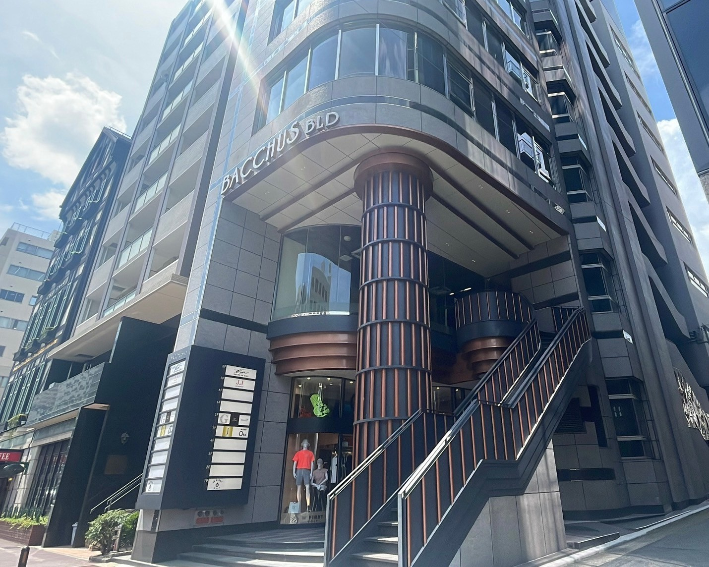 山手幹線沿い♪綺麗なBAR・スナック居抜物件☆の画像