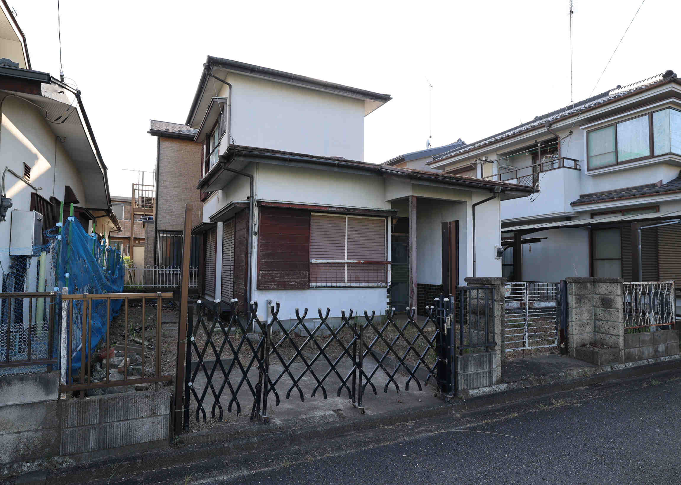 毛呂山町南台【古家付売地】３００万円の画像