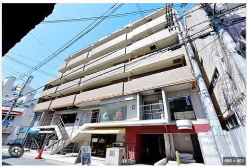 お洒落な街にある物販向けテナント☆の画像