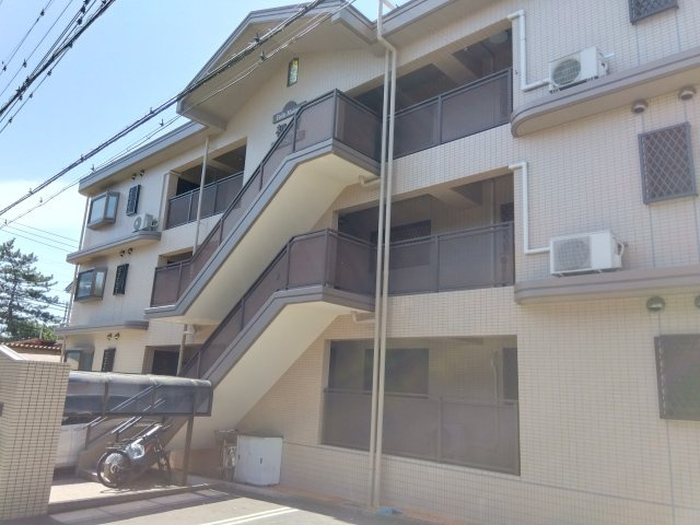 高台で静かな三島市の暮らし。三島市川原ケ谷の中古マンションを...の画像