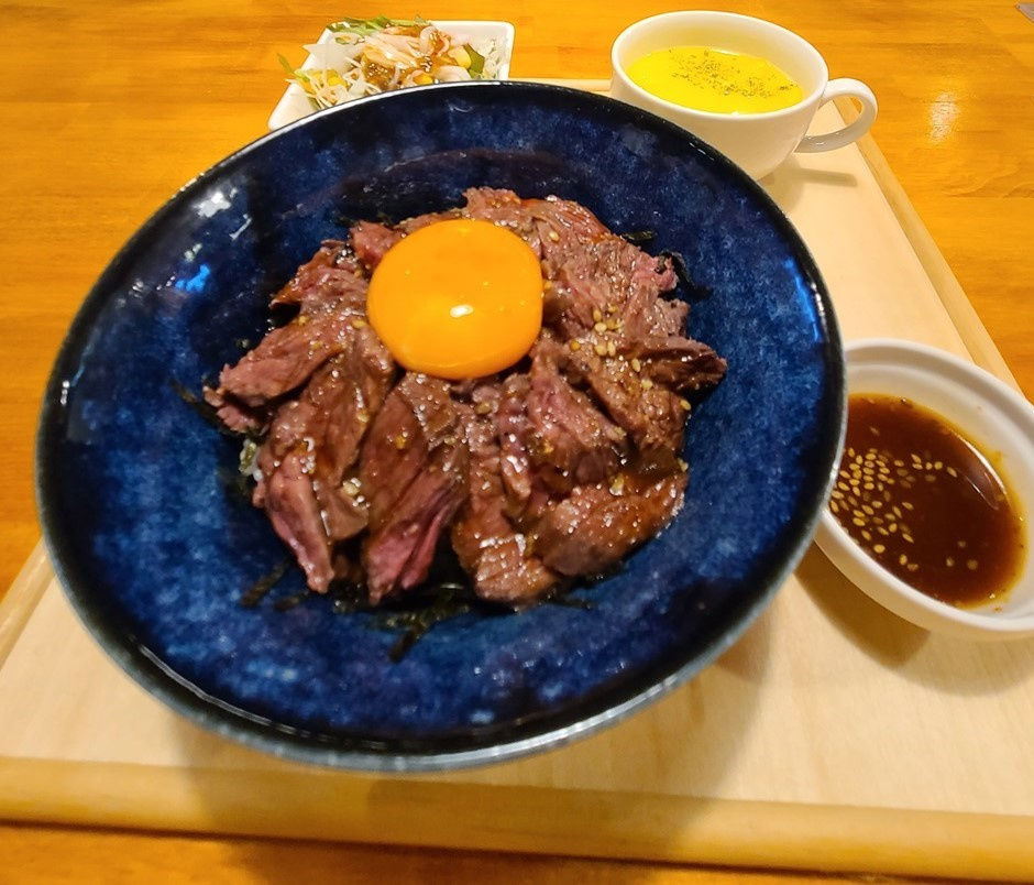 今日は『ハラミのきぶん』新潟市江南区で、とろ～りたまごのっけ...の画像