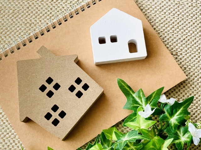 住み替えにいくらかかる？どんな税金や費用が発生するのかも解説の画像